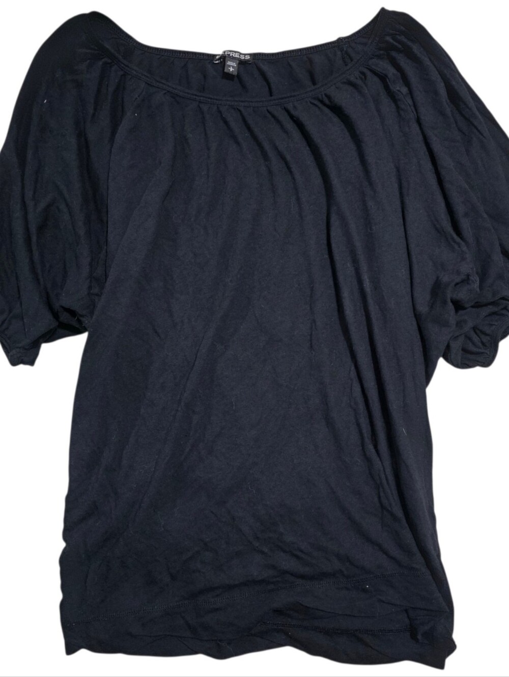 Express super flowy black top